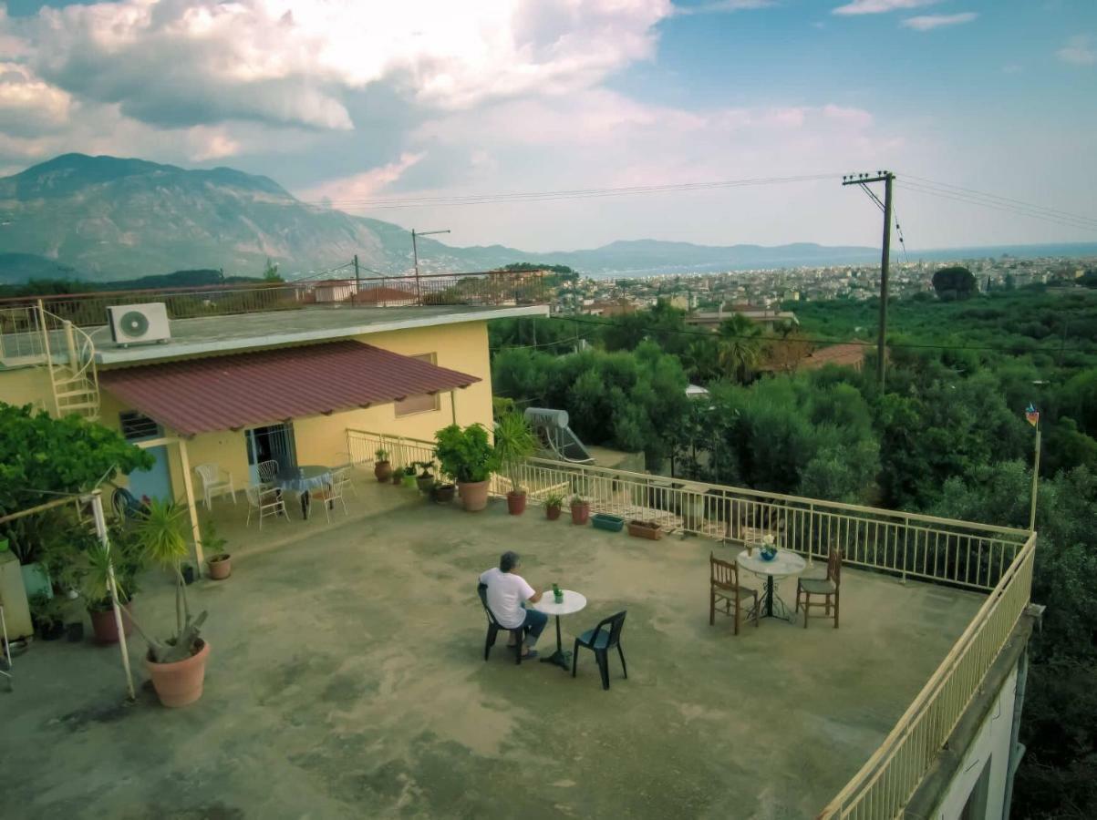 Anita'S Hosting Apartment Kalamata Exterior photo